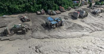 Flash floods in Nepal leave 538 dead, 2,381 missing